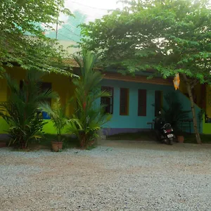 ** Resort Heavenly Breeze India