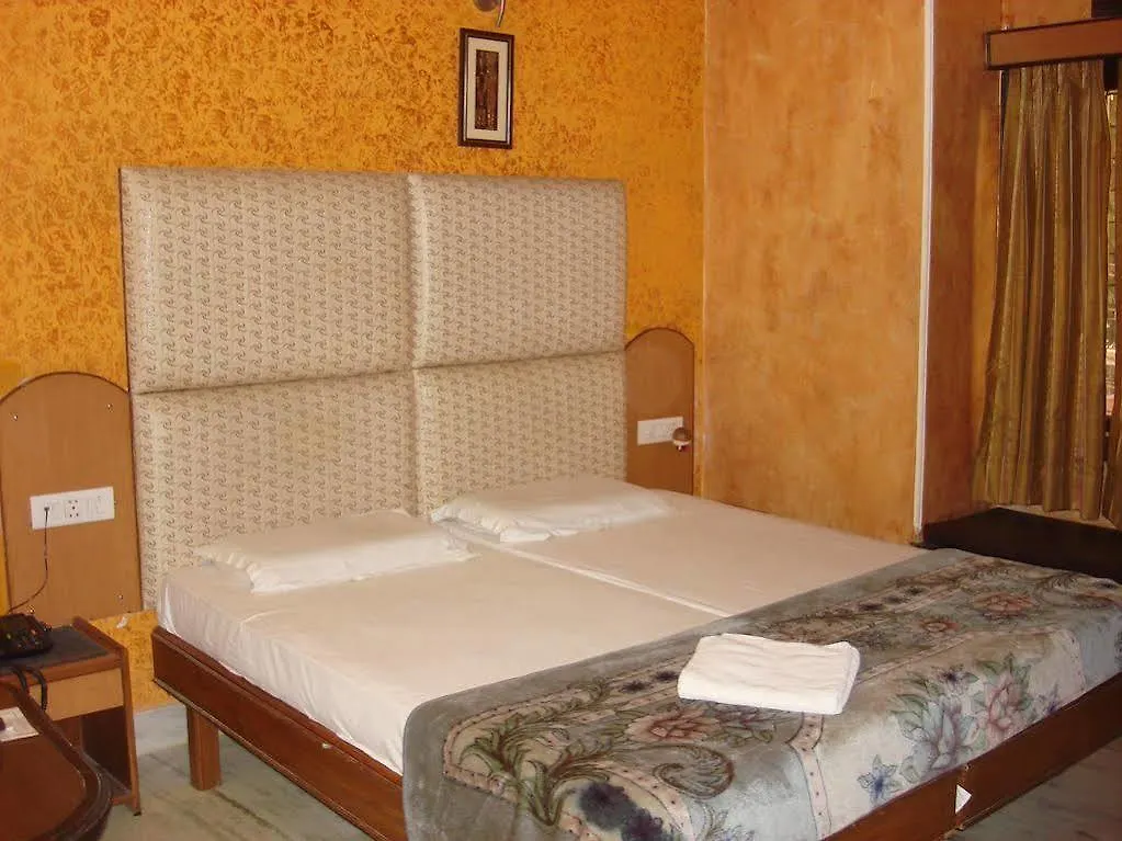***  Rama Residency Hotel Gurgaon India